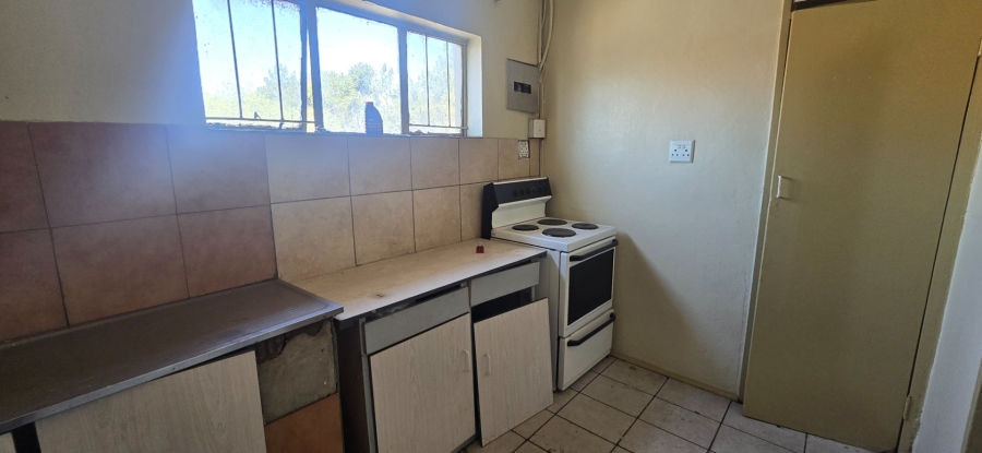 2 Bedroom Property for Sale in Pretoria West Gauteng