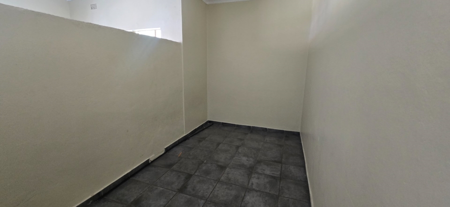 2 Bedroom Property for Sale in Pretoria West Gauteng
