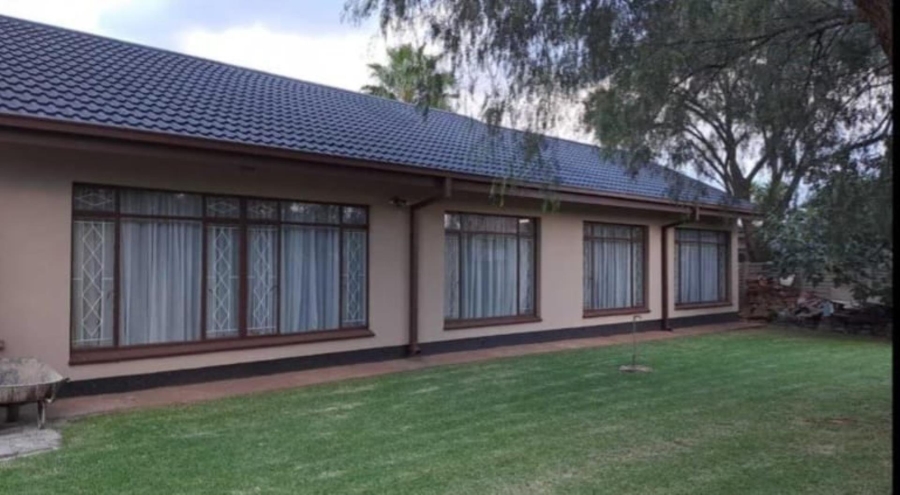 3 Bedroom Property for Sale in Flora Gardens Gauteng