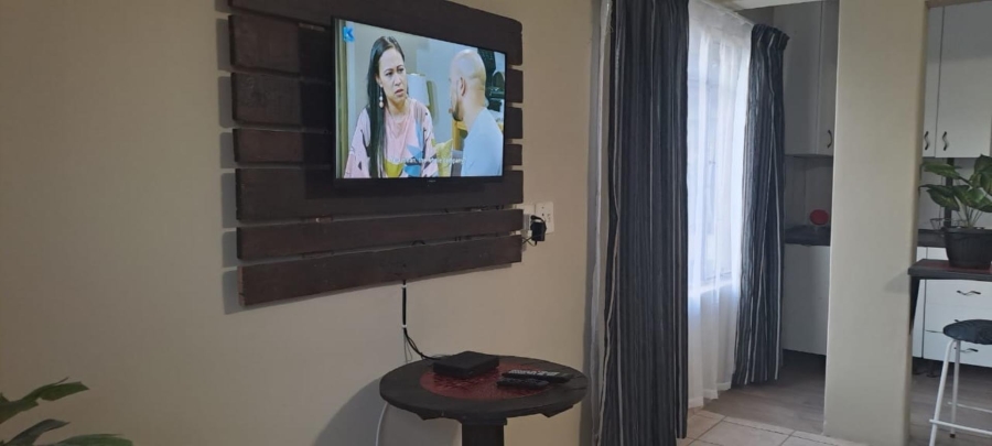 3 Bedroom Property for Sale in Flora Gardens Gauteng