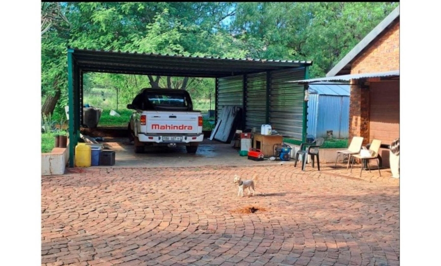 Commercial Property for Sale in Kameeldrift West Gauteng