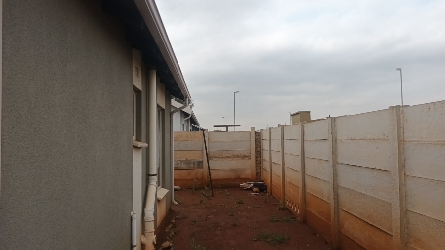 2 Bedroom Property for Sale in Sky City Gauteng
