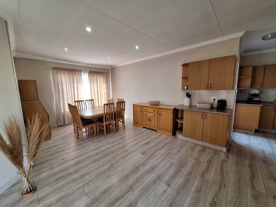 2 Bedroom Property for Sale in Three Rivers East Gauteng