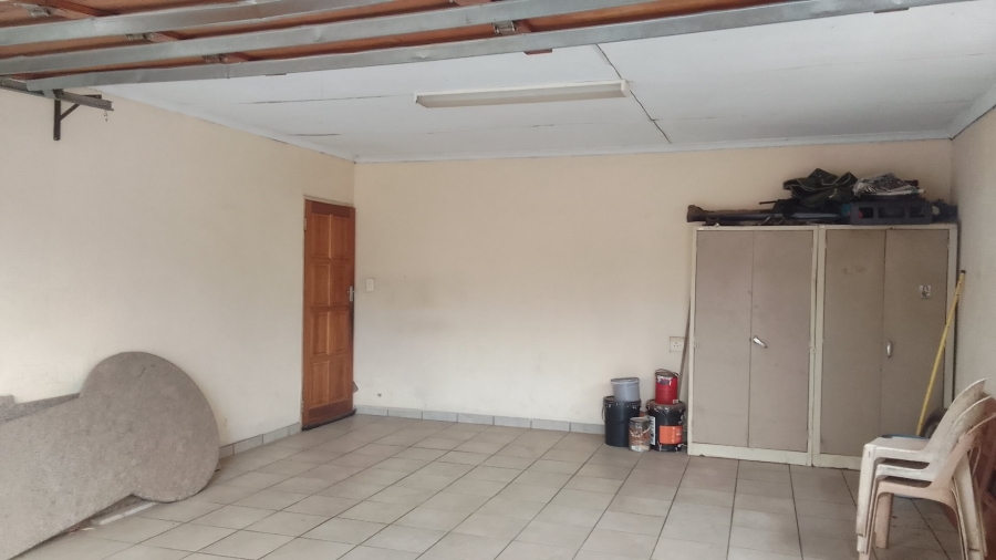 3 Bedroom Property for Sale in Lindo Park Gauteng