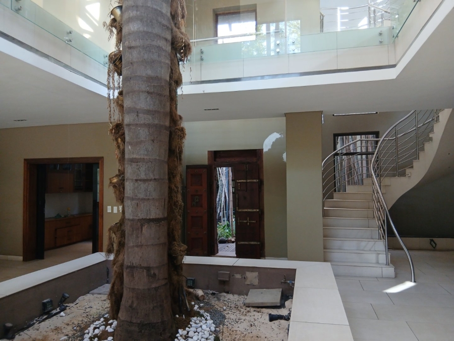 6 Bedroom Property for Sale in Atholl Gauteng