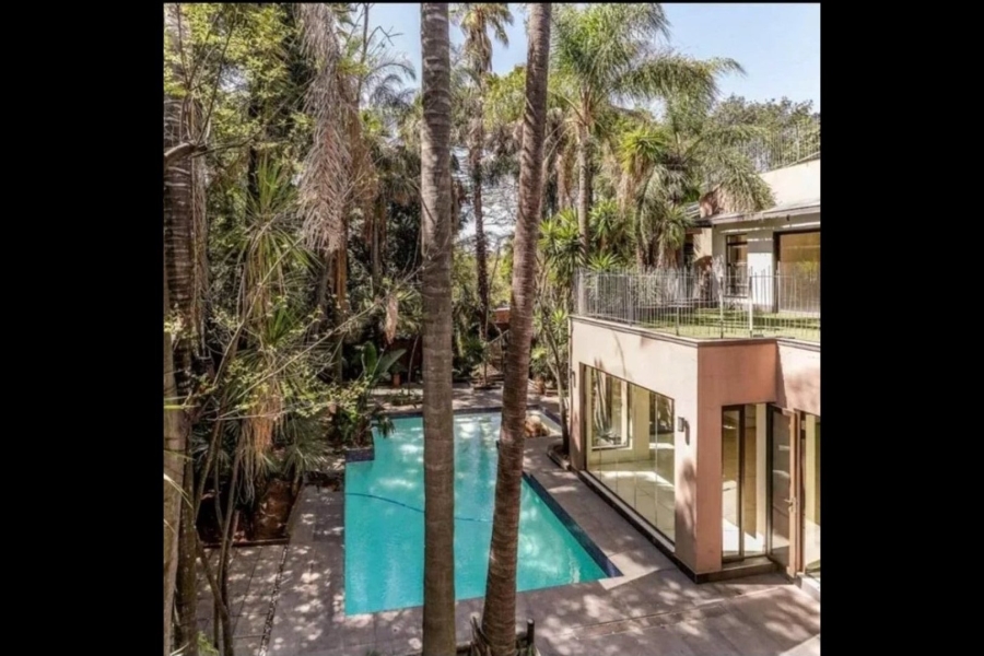 6 Bedroom Property for Sale in Atholl Gauteng