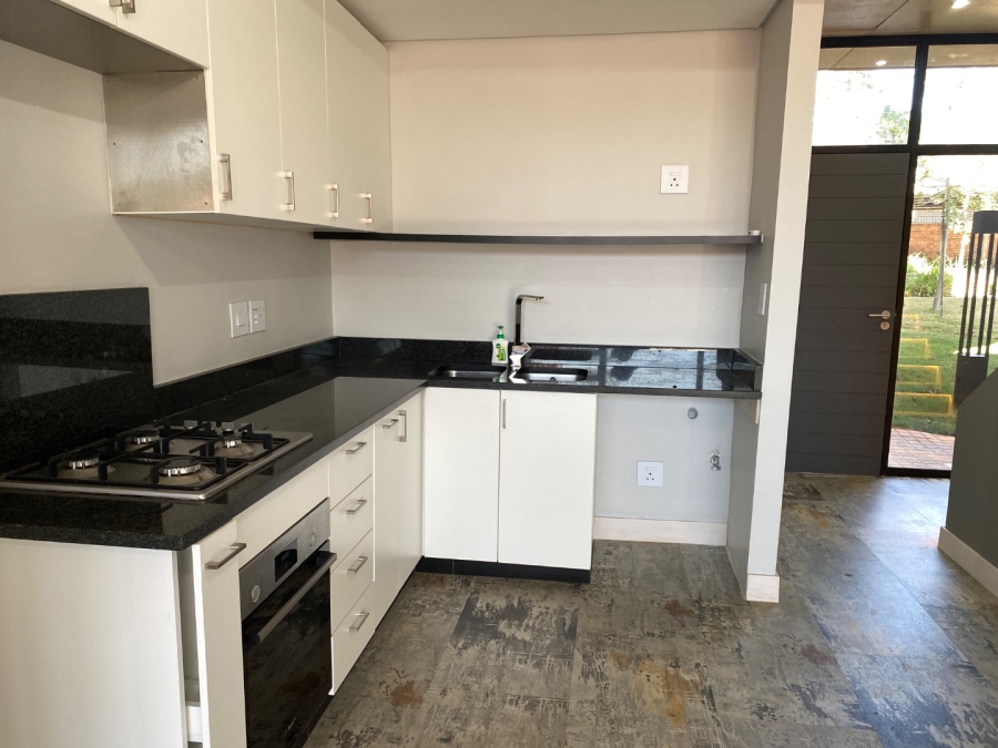 To Let 2 Bedroom Property for Rent in Alphen Park Gauteng