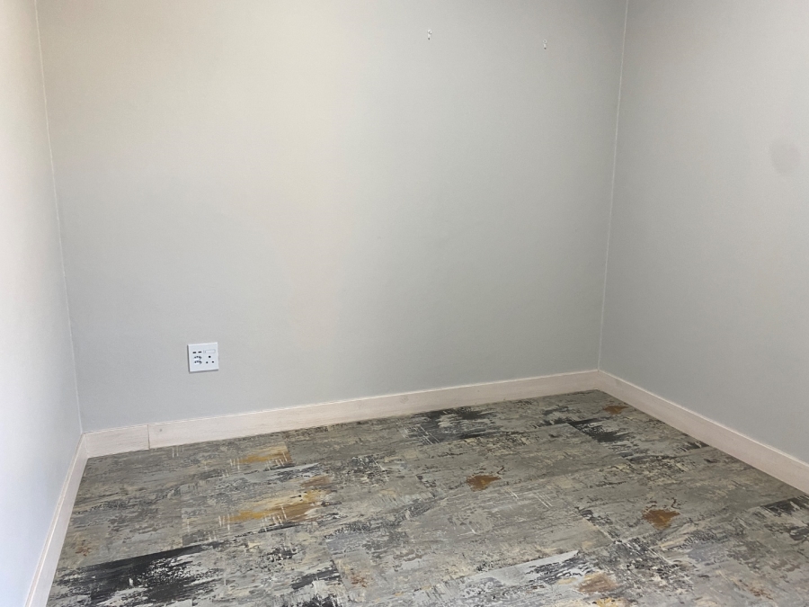 To Let 2 Bedroom Property for Rent in Alphen Park Gauteng