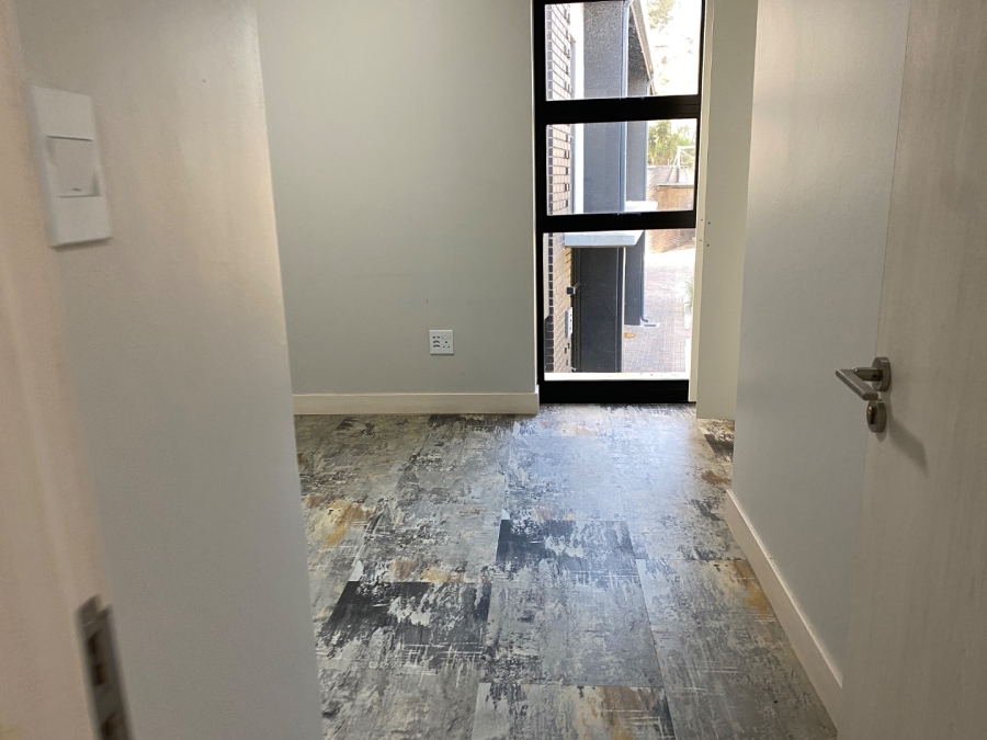 To Let 2 Bedroom Property for Rent in Alphen Park Gauteng