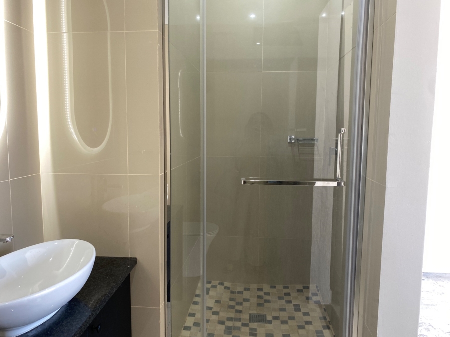 To Let 2 Bedroom Property for Rent in Alphen Park Gauteng
