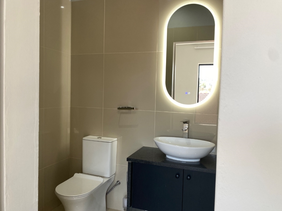 To Let 2 Bedroom Property for Rent in Alphen Park Gauteng