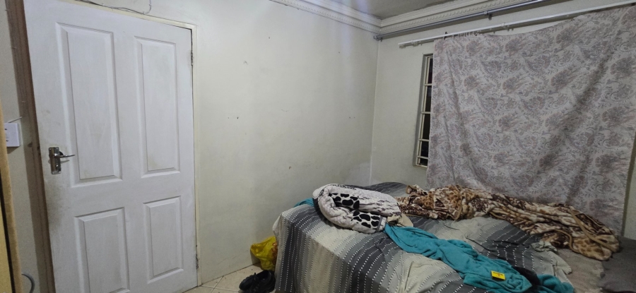 2 Bedroom Property for Sale in Die Hoewes Gauteng