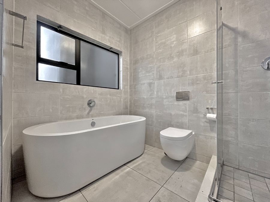 3 Bedroom Property for Sale in The Polofields Gauteng