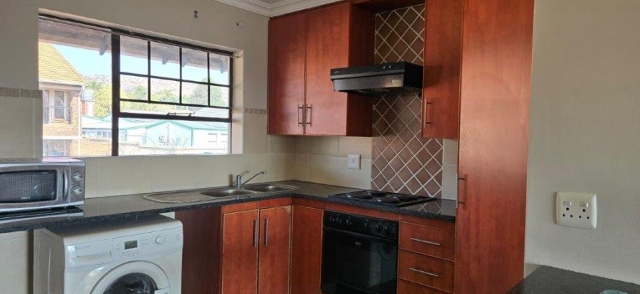 2 Bedroom Property for Sale in Magalieskruin Gauteng
