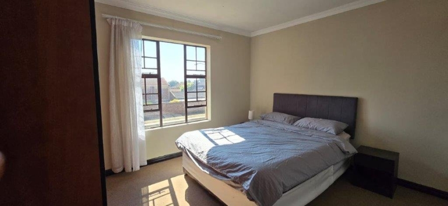 2 Bedroom Property for Sale in Magalieskruin Gauteng
