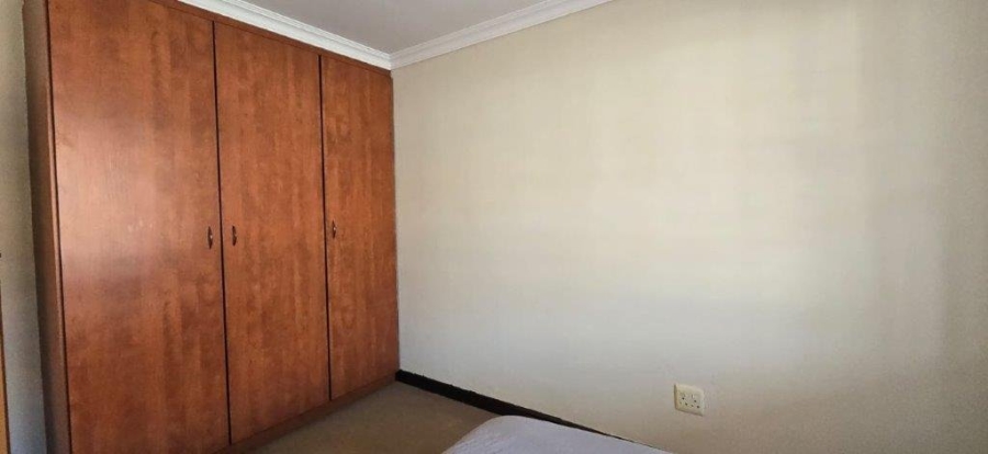 2 Bedroom Property for Sale in Magalieskruin Gauteng