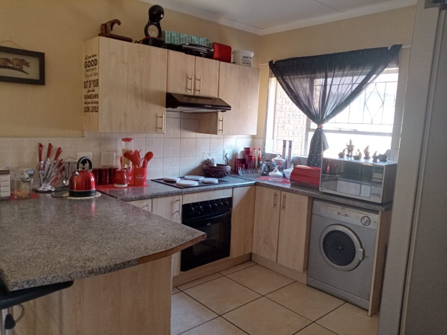 3 Bedroom Property for Sale in Riversdale Gauteng