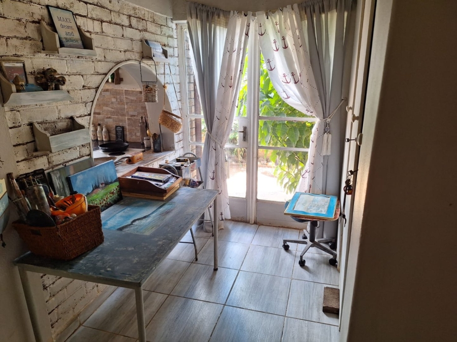 4 Bedroom Property for Sale in Selcourt Gauteng