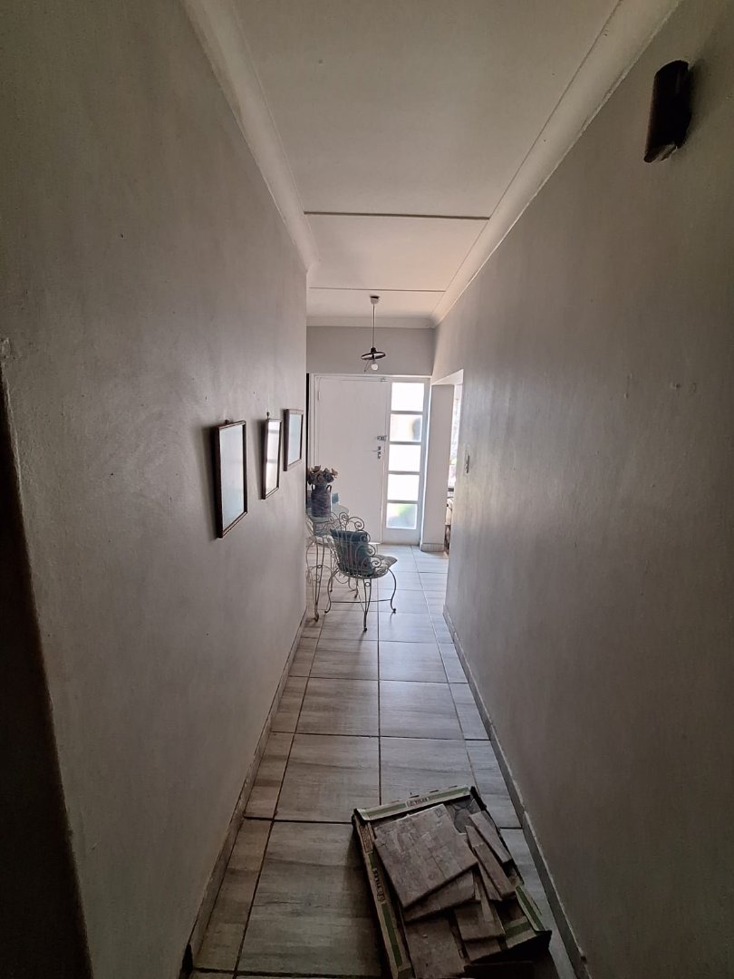 4 Bedroom Property for Sale in Selcourt Gauteng