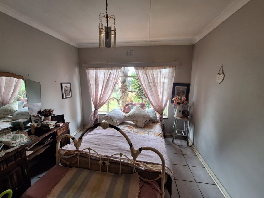 4 Bedroom Property for Sale in Selcourt Gauteng