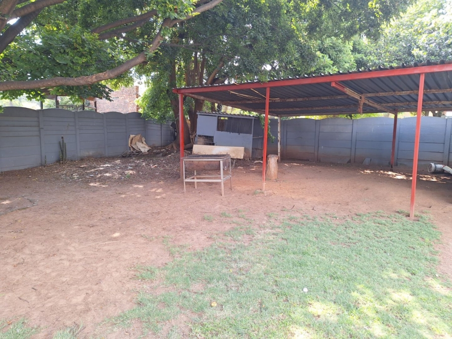 4 Bedroom Property for Sale in Selcourt Gauteng