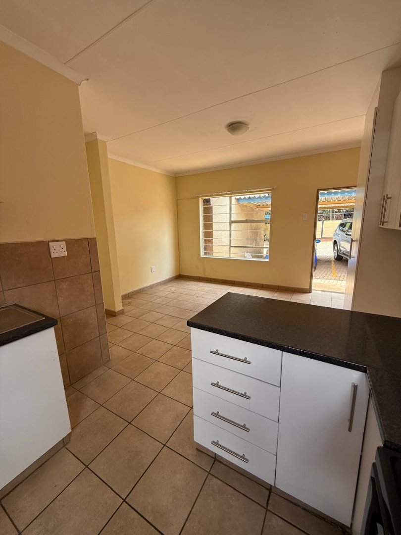2 Bedroom Property for Sale in Greenhills Gauteng