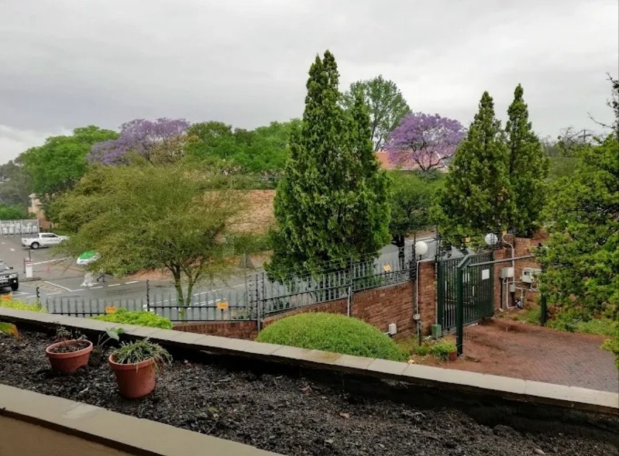 To Let 3 Bedroom Property for Rent in Sandown Gauteng