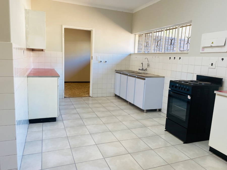 To Let 3 Bedroom Property for Rent in Alphen Park Gauteng