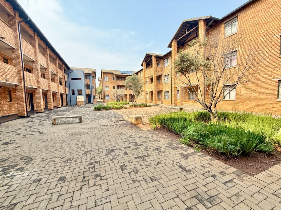 1 Bedroom Property for Sale in Sky City Gauteng