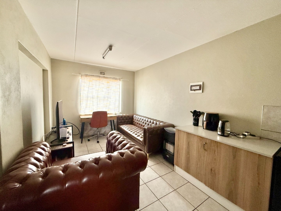1 Bedroom Property for Sale in Sky City Gauteng