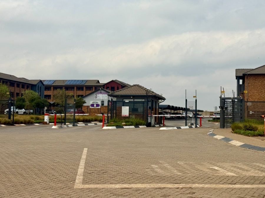 1 Bedroom Property for Sale in Sky City Gauteng