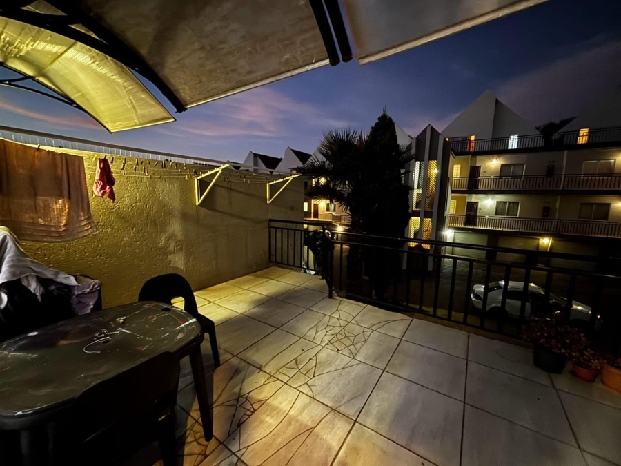 5 Bedroom Property for Sale in Halfway Gardens Gauteng