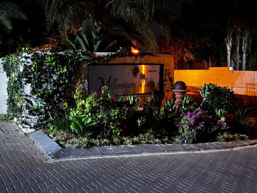 5 Bedroom Property for Sale in Halfway Gardens Gauteng