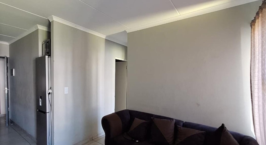 2 Bedroom Property for Sale in Glen Marais Gauteng