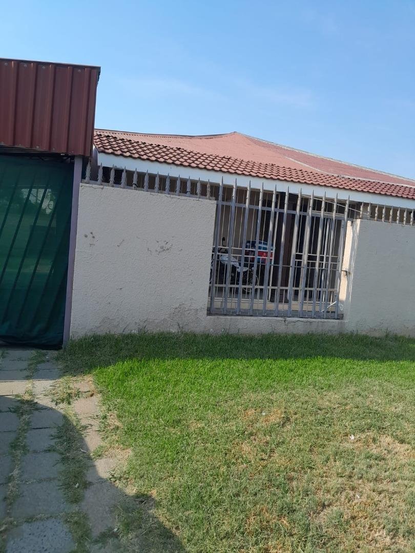 8 Bedroom Property for Sale in Boksburg North Gauteng