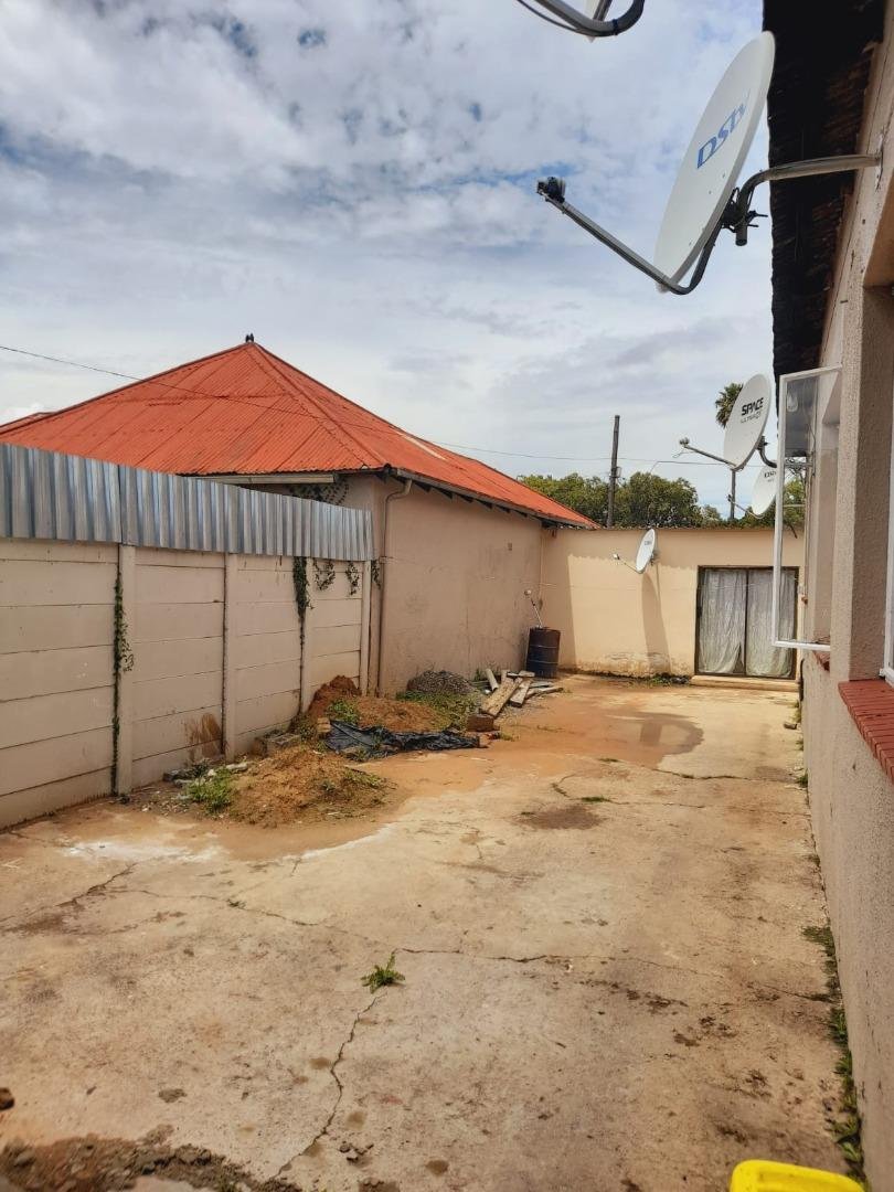 8 Bedroom Property for Sale in Boksburg North Gauteng