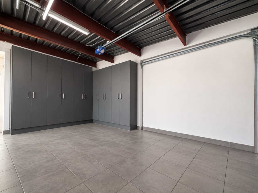 3 Bedroom Property for Sale in Three Rivers Proper Gauteng