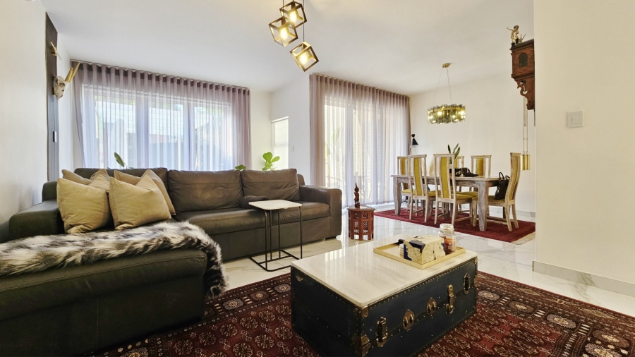 3 Bedroom Property for Sale in Three Rivers Proper Gauteng