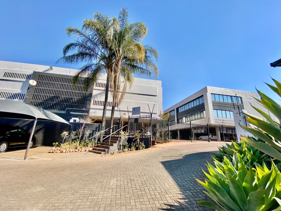 To Let Commercial Property for Rent in Lynnwood Gauteng