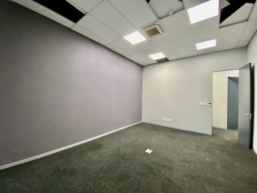 To Let Commercial Property for Rent in Doringkloof Gauteng