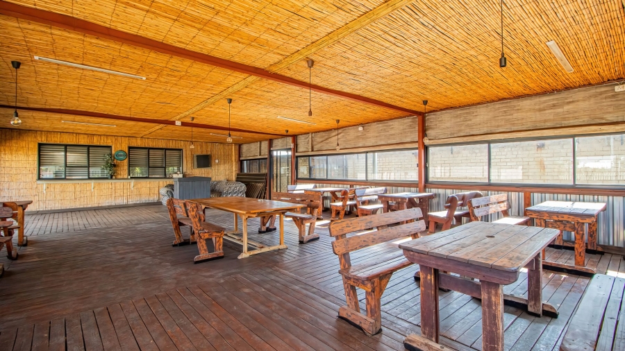 Commercial Property for Sale in Clayville Industria Gauteng