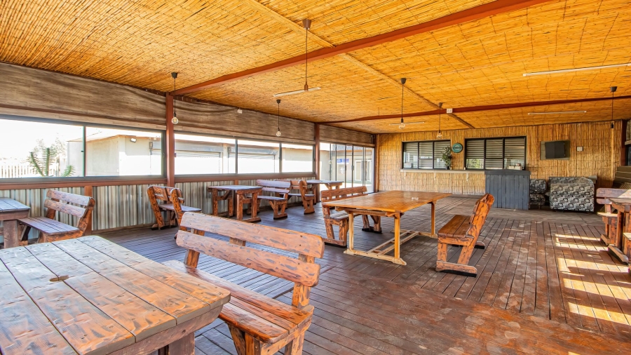 Commercial Property for Sale in Clayville Industria Gauteng