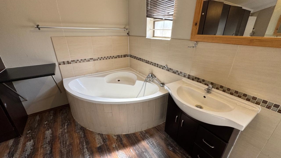 To Let  Bedroom Property for Rent in Mnandi Gauteng