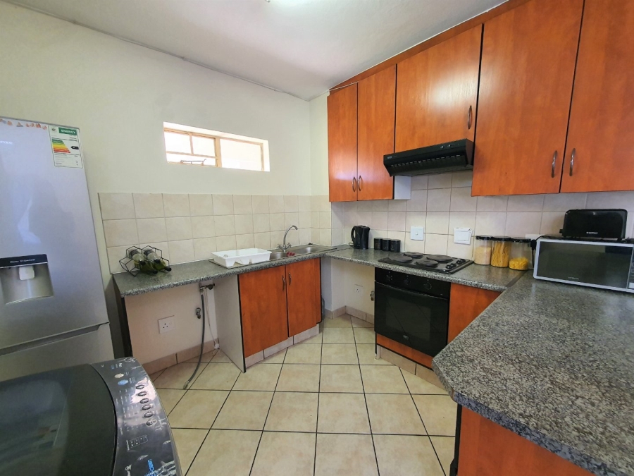 To Let 2 Bedroom Property for Rent in Noordhang Gauteng