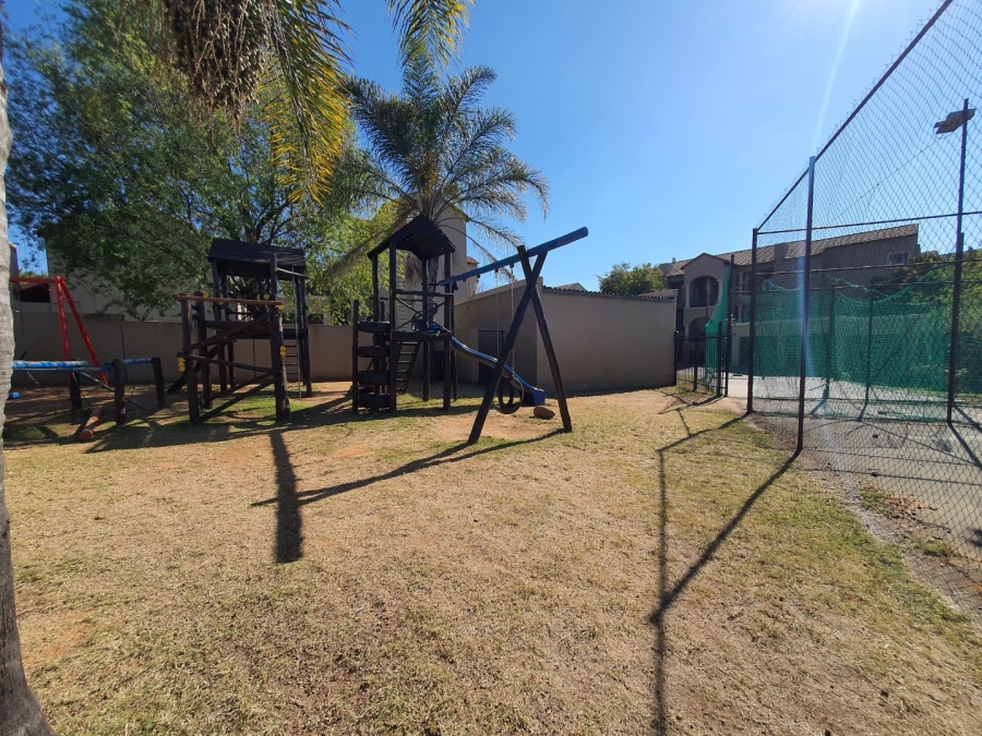 To Let 2 Bedroom Property for Rent in Noordhang Gauteng