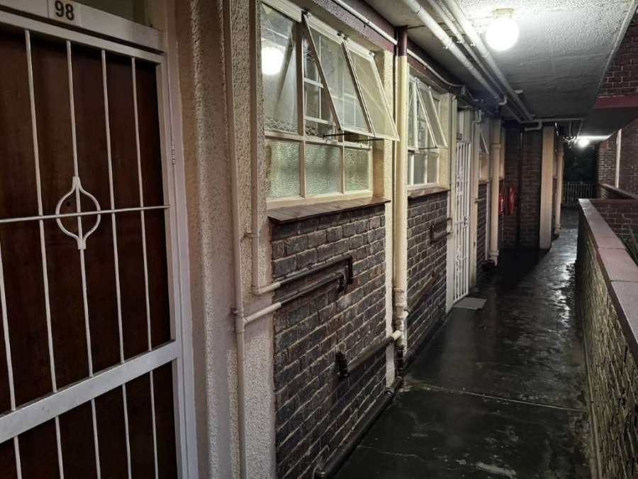 2 Bedroom Property for Sale in Impala Park Gauteng