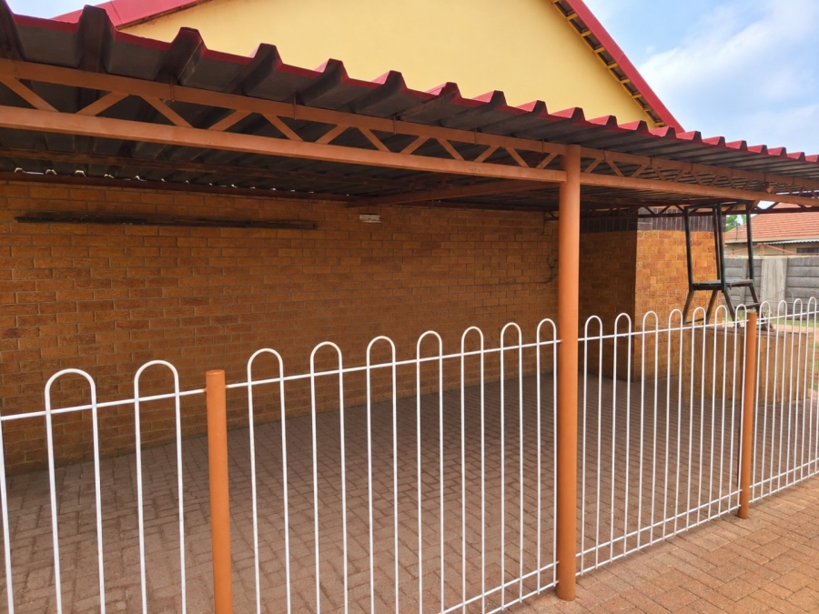 4 Bedroom Property for Sale in Witfield Gauteng