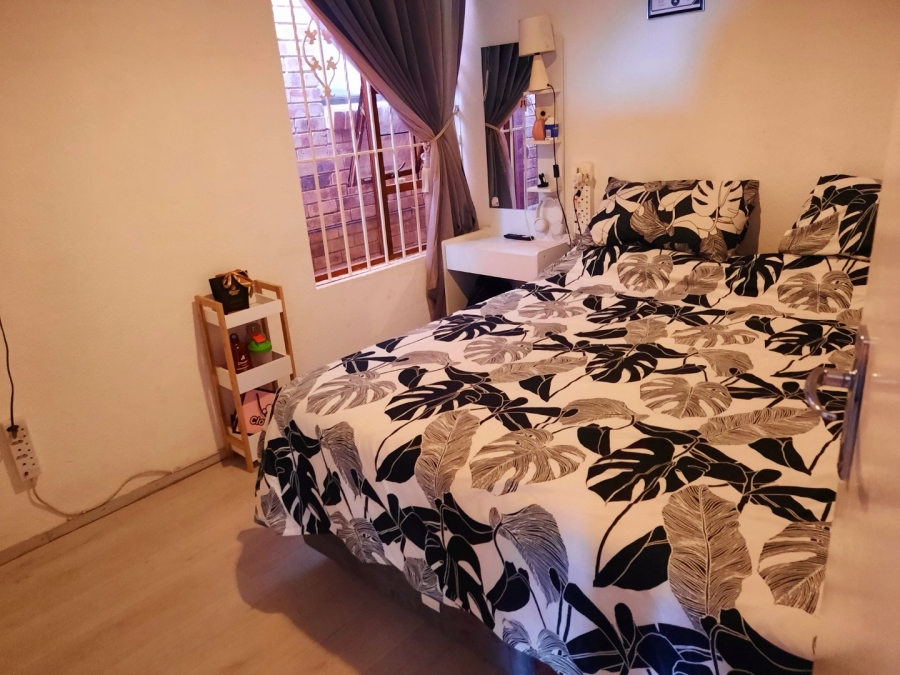 2 Bedroom Property for Sale in Rangeview Gauteng