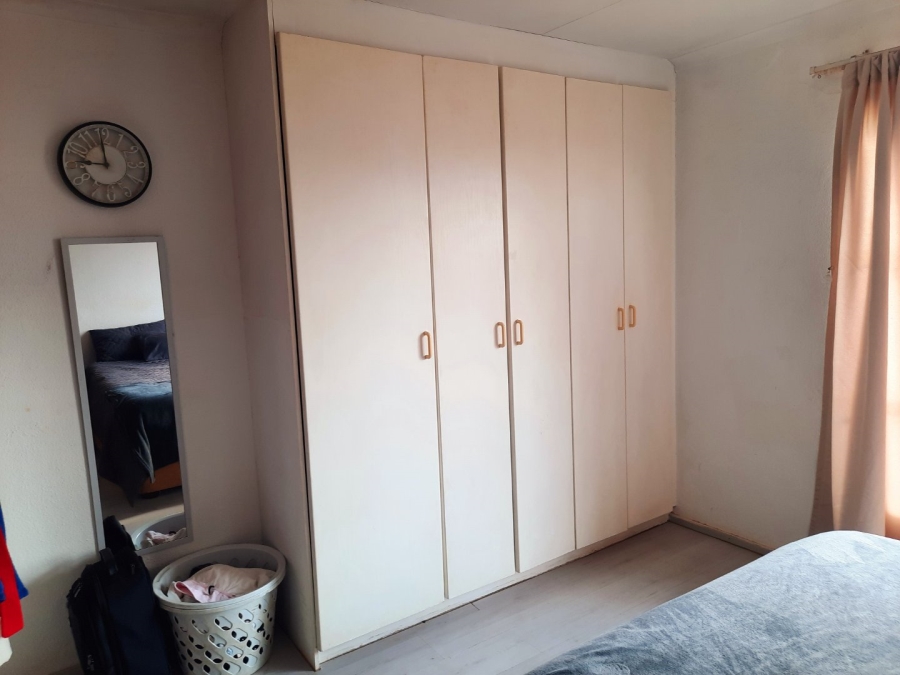 2 Bedroom Property for Sale in Rangeview Gauteng