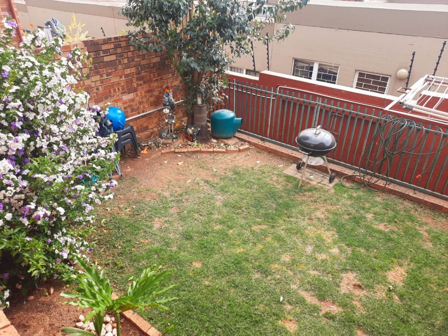 2 Bedroom Property for Sale in Rangeview Gauteng